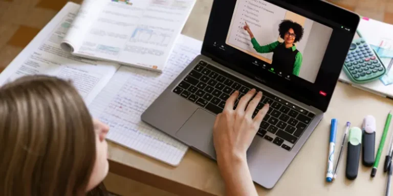 Person attending an online class with fast internet